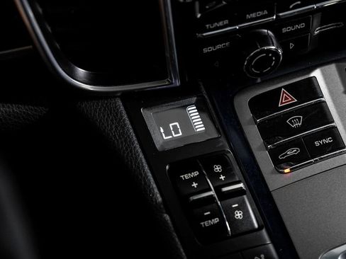 Used 2016 Porsche Panamera Edition w/ Premium Package Plus image 24