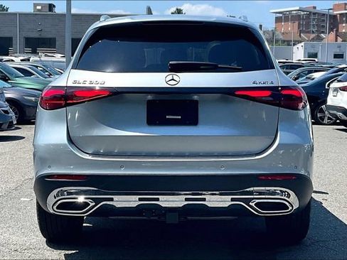 Used 2026 Mercedes-Benz GLC 300 4MATIC image 3