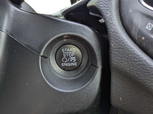 Used 2018 Jeep Compass Sport FWD image 25