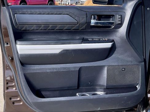 Used 2021 Toyota Tundra Platinum image 21