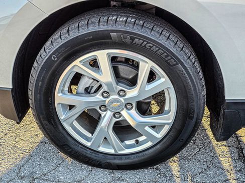 Used 2021 Chevrolet Equinox Premier image 8