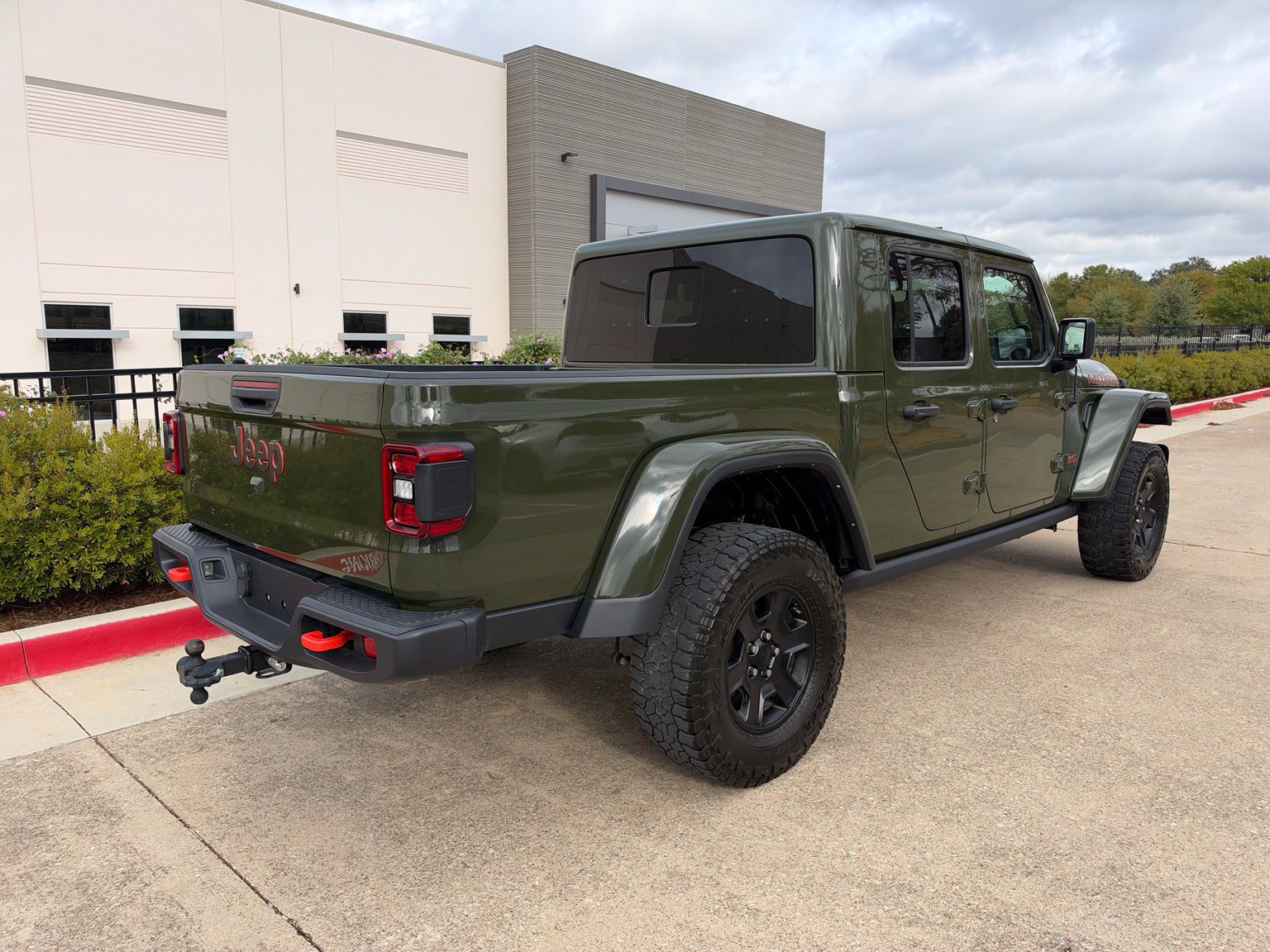 Used 2022 Jeep Gladiator Mojave w/ LED Lighting Group AWD/4WD image 8