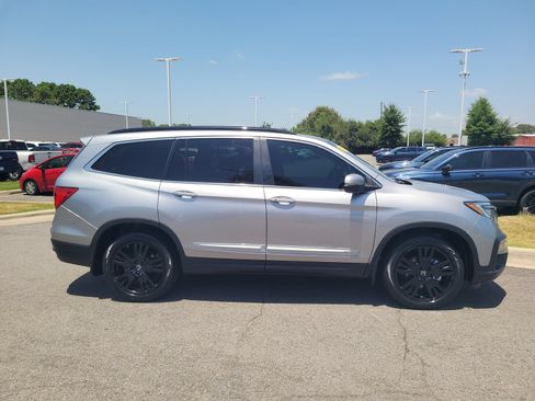 Used 2022 Honda Pilot Special Edition image 2