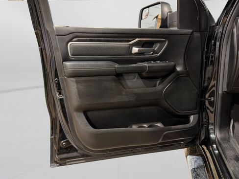 Used 2019 RAM 1500 Big Horn AWD/4WD image 15