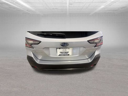 Used 2024 Subaru Outback Premium AWD/4WD image 19