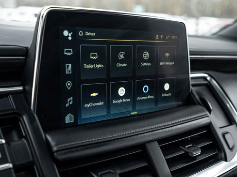 Used 2022 Chevrolet Tahoe Z71 w/ Luxury Package image 11