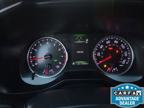 Used 2021 Toyota RAV4 XLE Premium image 58