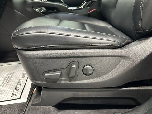 Used 2025 Kia Telluride S image 12