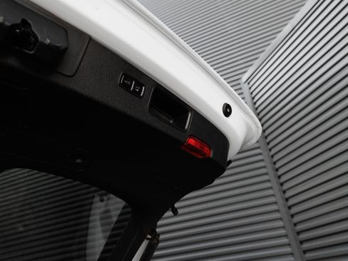 Certified 2021 Porsche Macan S AWD/4WD image 27