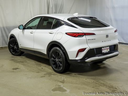 Used 2025 Buick Envista Sport Touring image 8