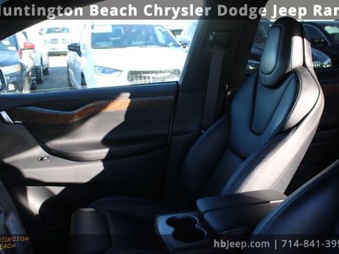 Used 2019 Tesla Model X Performance image 29