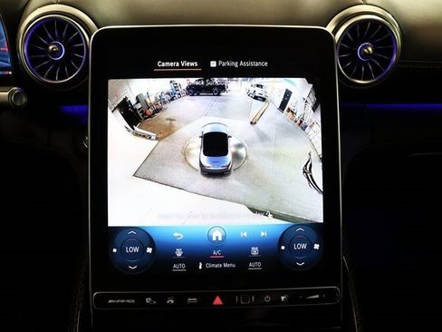 Used 2022 Mercedes-Benz SL 63 AMG 4MATIC w/ Driver Assistance Package image 24