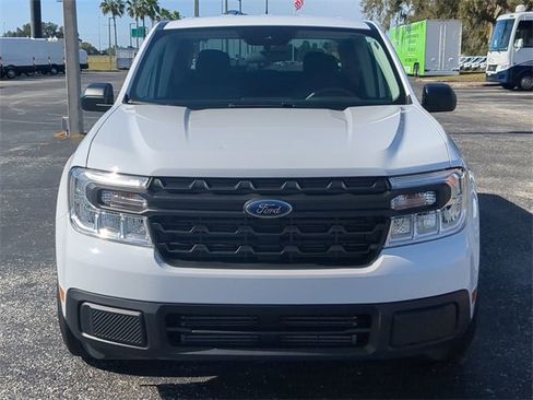 Used 2024 Ford Maverick XL image 3