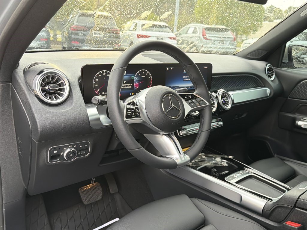Certified 2026 Mercedes-Benz GLB 250 4MATIC image 15