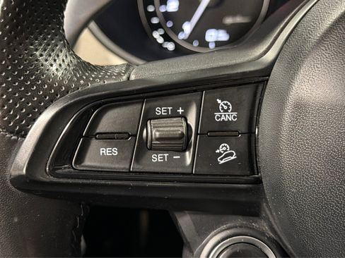 Used 2021 Alfa Romeo Stelvio Ti Sport AWD/4WD image 25