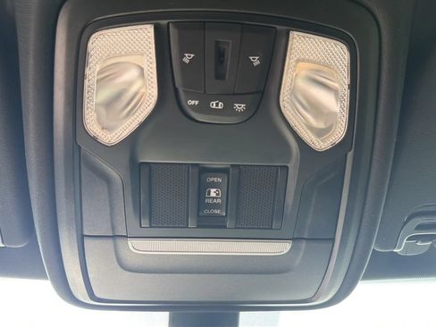 Used 2020 RAM 1500 Big Horn AWD/4WD image 28