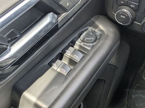 Used 2025 Chevrolet Tahoe LT image 22