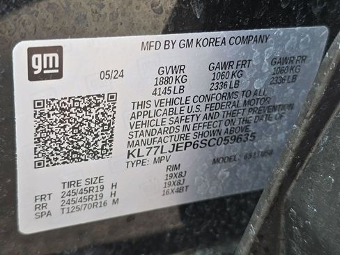 Certified 2025 Chevrolet Trax RS w/ Sunroof Package image 35