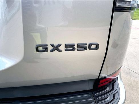 Used 2025 Lexus GX 550 AWD/4WD image 45