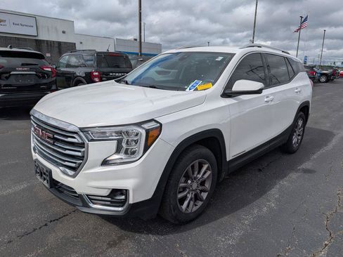 Used 2023 GMC Terrain SLT AWD/4WD image 5