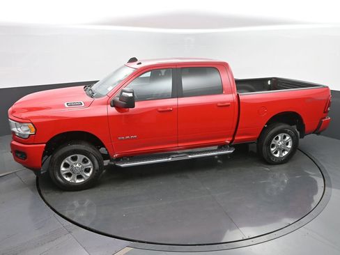 Used 2024 RAM 2500 Big Horn w/ Safety Group image 39