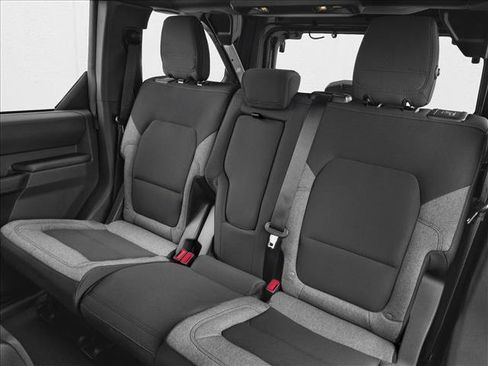 New 2026 Ford Bronco 4-Door image 9