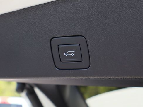 Certified 2024 Buick Encore GX Sport Touring FWD image 27