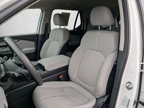 Certified 2023 Honda Pilot LX image 16