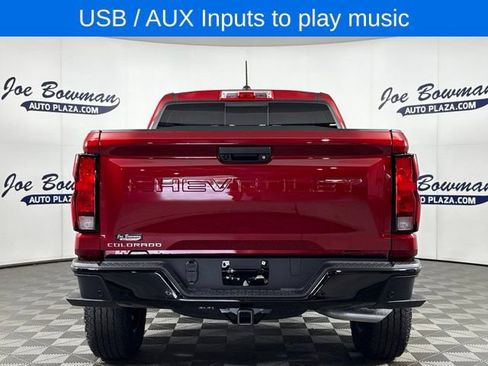 Used 2026 Chevrolet Colorado Trail Boss AWD/4WD image 8