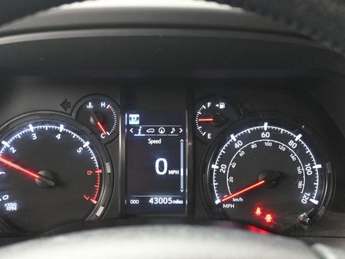 Certified 2024 Toyota 4Runner SR5 image 10