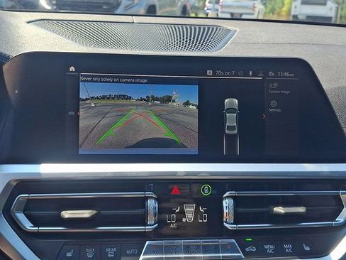 Used 2021 BMW 330i Sedan w/ M Sport Package RWD image 18