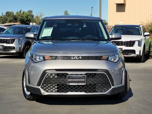 Used 2025 Kia Soul LX w/ LX Technology Package FWD image 4