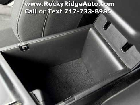 Used 2023 Hyundai Elantra SEL w/ Preferred Accessory Package FWD image 14