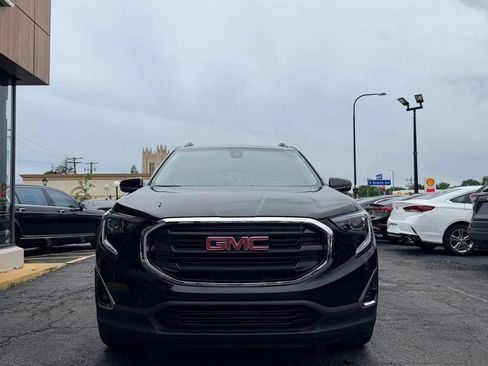Used 2021 GMC Terrain SLT w/ Elevation Edition FWD image 2