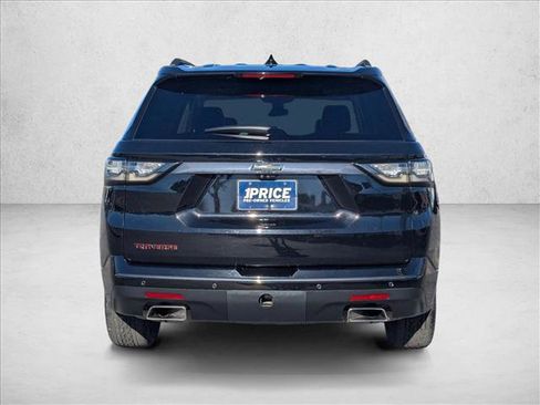 Used 2021 Chevrolet Traverse Premier w/ Redline Edition image 7