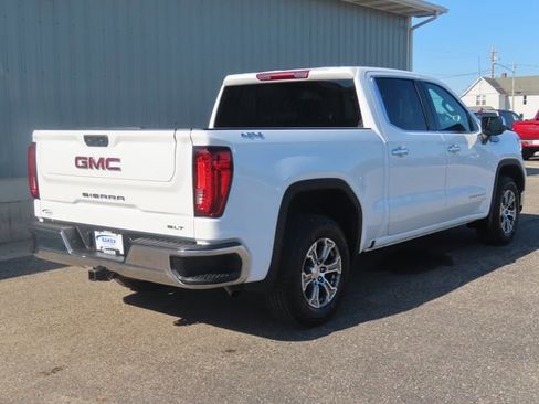 Used 2025 GMC Sierra 1500 SLT AWD/4WD image 3