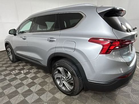 Used 2023 Hyundai Santa Fe SEL FWD image 5