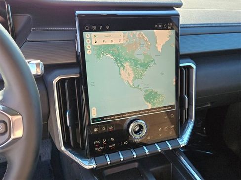 Used 2025 GMC Acadia Elevation image 26