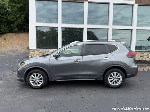 Used 2019 Nissan Rogue SV AWD/4WD image 12
