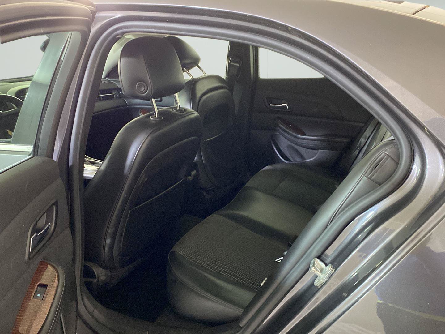 Used 2013 Chevrolet Malibu LT w/ Power Convenience Package FWD image 18