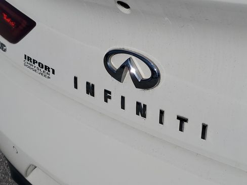 Used 2017 INFINITI Q60 2.0t w/ Premium Plus Package 2.0T image 9