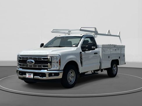 New 2025 Ford F350 XL w/ XL Chrome Package image 1