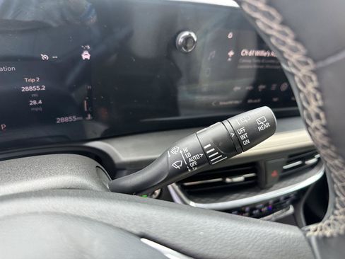Used 2024 Buick Encore GX Avenir w/ Avenir Convenience Package AWD/4WD image 26