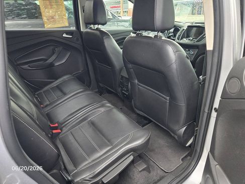 Used 2017 Ford Escape Titanium AWD/4WD image 40