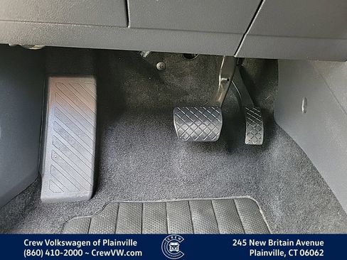 Certified 2024 Volkswagen Taos SE AWD/4WD image 39