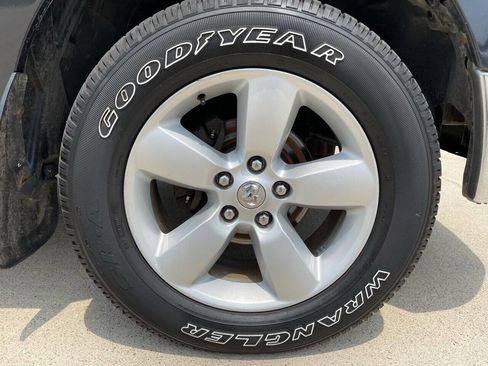 Used 2018 RAM 1500 Classic SLT image 10