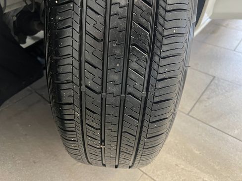 Used 2023 Chevrolet Malibu LT image 50