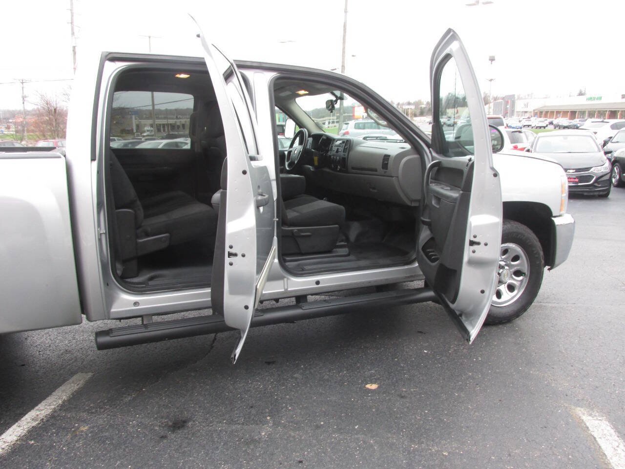 Used 2012 Chevrolet Silverado 1500 LS AWD/4WD image 25