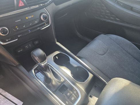 Used 2019 Hyundai Santa Fe SE AWD/4WD image 15