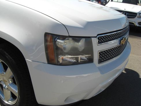 Used 2013 Chevrolet Tahoe LTZ image 6